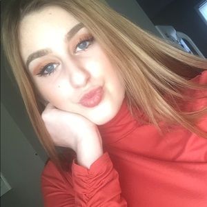 Meet your Posher, Lydia